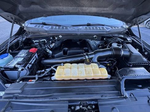 Used 2018 Ford F150 Lariat w/ Equipment Group 502A Luxury image 2