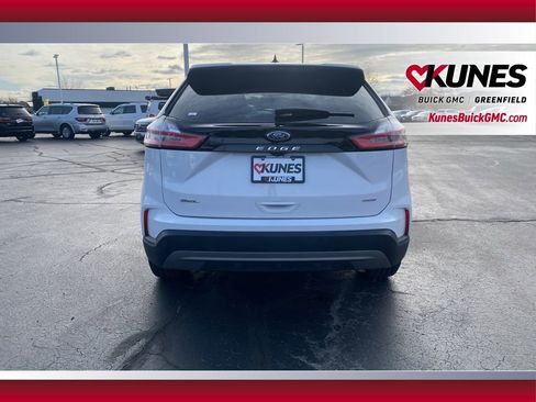 Used 2024 Ford Edge SEL image 9