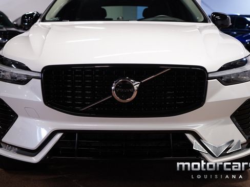 Used 2023 Volvo XC60 B5 Ultimate w/ Protection Package Premier FWD image 10