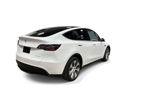 Certified 2021 Tesla Model Y Long Range AWD/4WD image 6