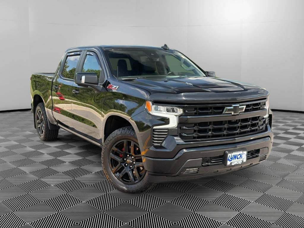 Used 2023 Chevrolet Silverado 1500 RST AWD/4WD image 5