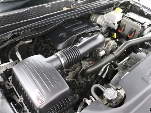 Used 2020 RAM 1500 Limited w/ Black Appearance Package image 38