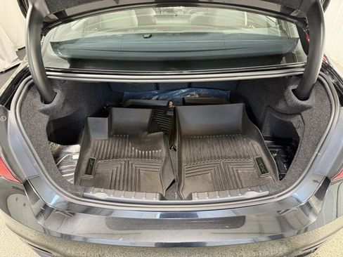 Used 2018 BMW 330i xDrive Sedan image 9