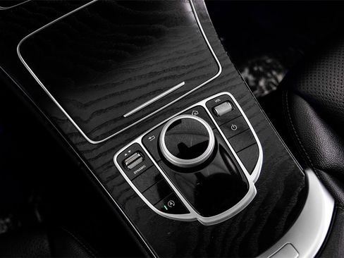 Used 2021 Mercedes-Benz C 300 Sedan w/ Premium Package image 26