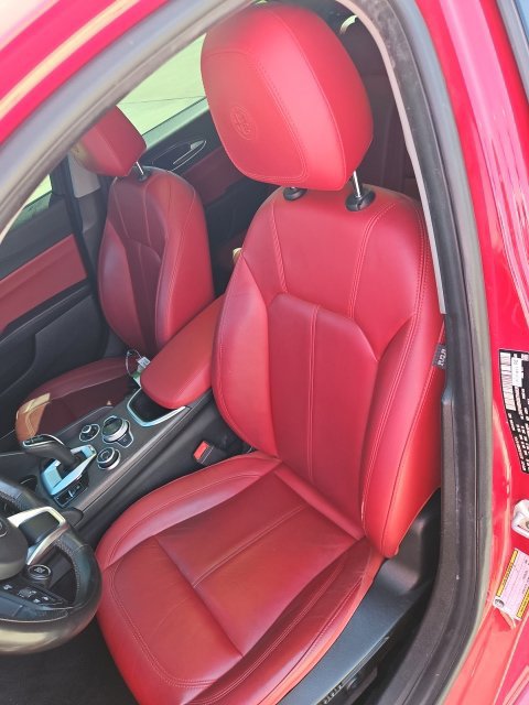 Used 2021 Alfa Romeo Giulia Ti w/ Nero Edizione RWD image 11
