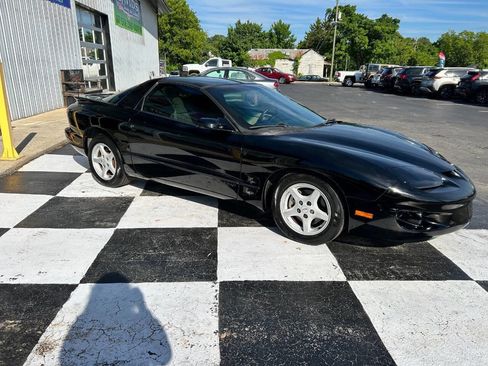 Used 2002 Pontiac Firebird Coupe w/ Protection Group RWD image 4