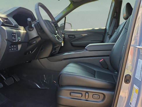 New 2026 Honda Ridgeline TrailSport image 9