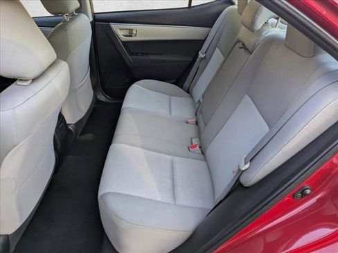 Used 2016 Toyota Corolla LE FWD image 17