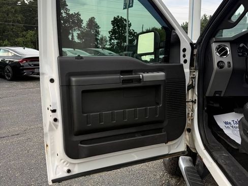 Used 2016 Ford F350 Lariat w/ Lariat Ultimate Package AWD/4WD image 10
