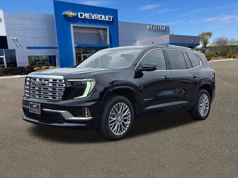 Used 2025 GMC Acadia Denali w/ LPO, Floor Liner Package AWD/4WD image 33
