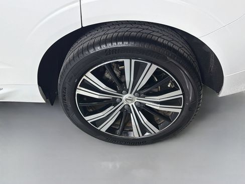 Used 2023 Volvo XC60 B5 Plus w/ Protection Package Premier FWD image 32