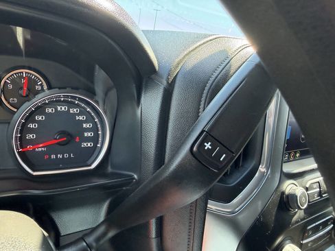 Used 2020 Chevrolet Silverado 2500 LT AWD/4WD image 23