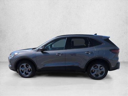 Used 2025 Ford Escape ST-Line AWD/4WD image 9
