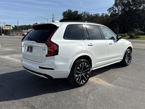 New 2026 Volvo XC90 B6 Ultra w/ Protection Package Premier image 5