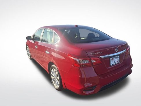 Used 2019 Nissan Sentra SV image 5