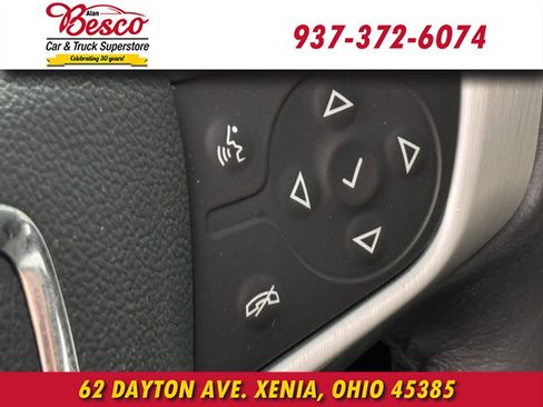 Used 2019 GMC Acadia SLT w/ LPO, Black Accent Package AWD/4WD image 11