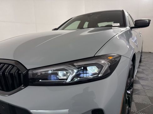 New 2025 BMW 330i Sedan w/ M Sport Package image 9