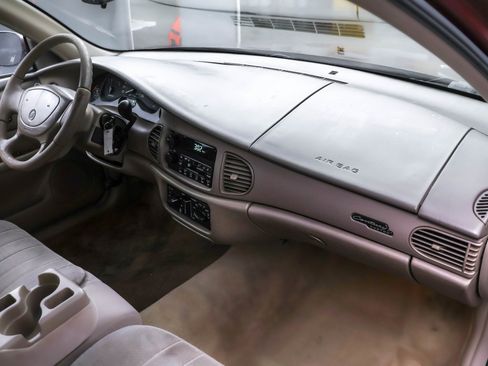 Used 2002 Buick Century Custom w/ Custom Premium Pkg image 19