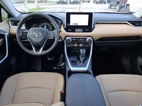 Used 2025 Toyota RAV4 XLE Premium w/ Weather Package FWD image 7