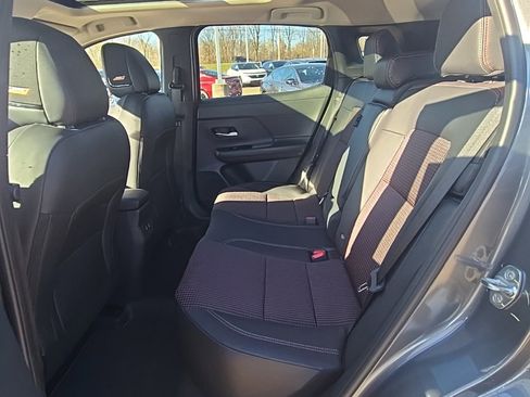 New 2026 Nissan Kicks SR image 30