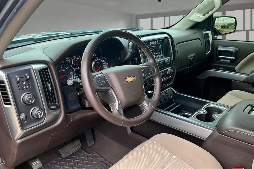 Used 2018 Chevrolet Silverado 1500 LT w/ Texas Edition AWD/4WD image 12