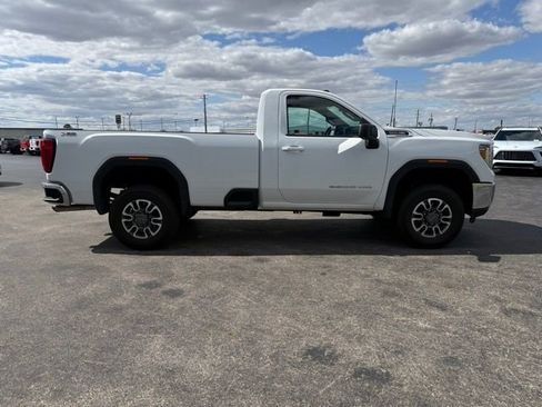 Used 2022 GMC Sierra 2500 SLE w/ SLE Convenience Package AWD/4WD image 4