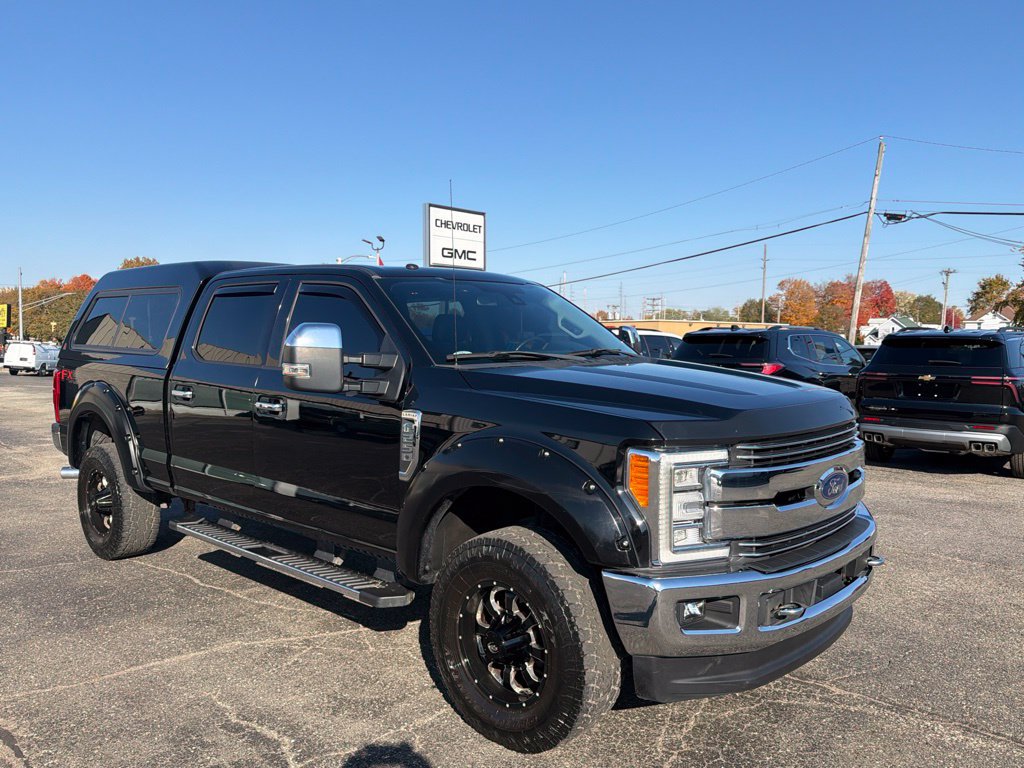 Used 2017 Ford F250 Lariat w/ Lariat Ultimate Package AWD/4WD image 1