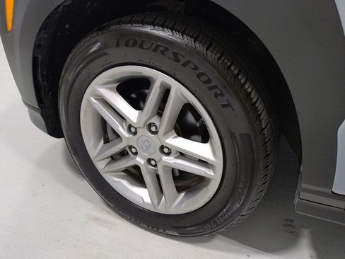 Used 2021 Hyundai Kona SE FWD image 31