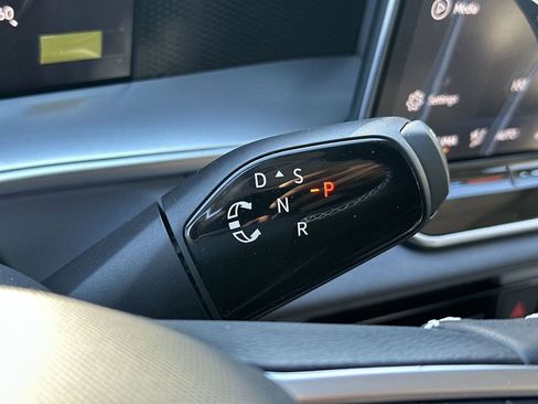 New 2026 Volkswagen Tiguan SE image 20