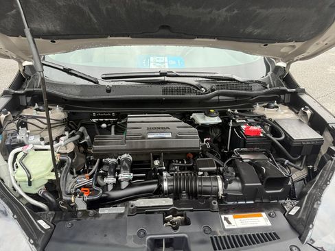 Used 2018 Honda CR-V Touring image 16