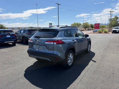 Used 2024 Toyota Corolla Cross LE w/ Moonroof Package AWD/4WD image 5