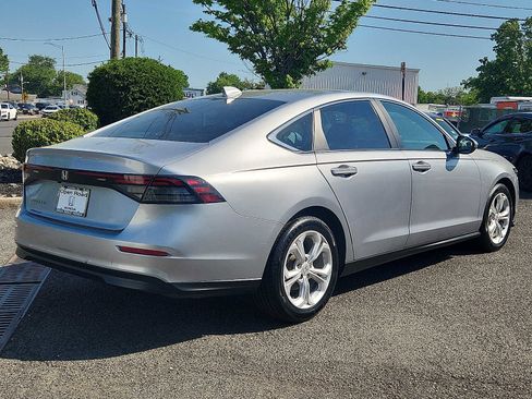 Certified 2023 Honda Accord LX image 6
