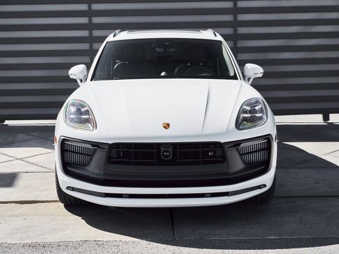 Used 2025 Porsche Macan GTS AWD/4WD image 14