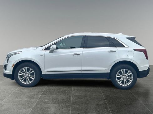 New 2026 Cadillac XT5 Luxury image 4