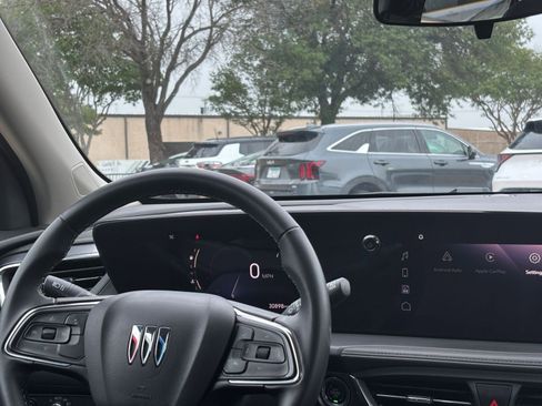 Used 2025 Buick Encore GX Preferred image 34