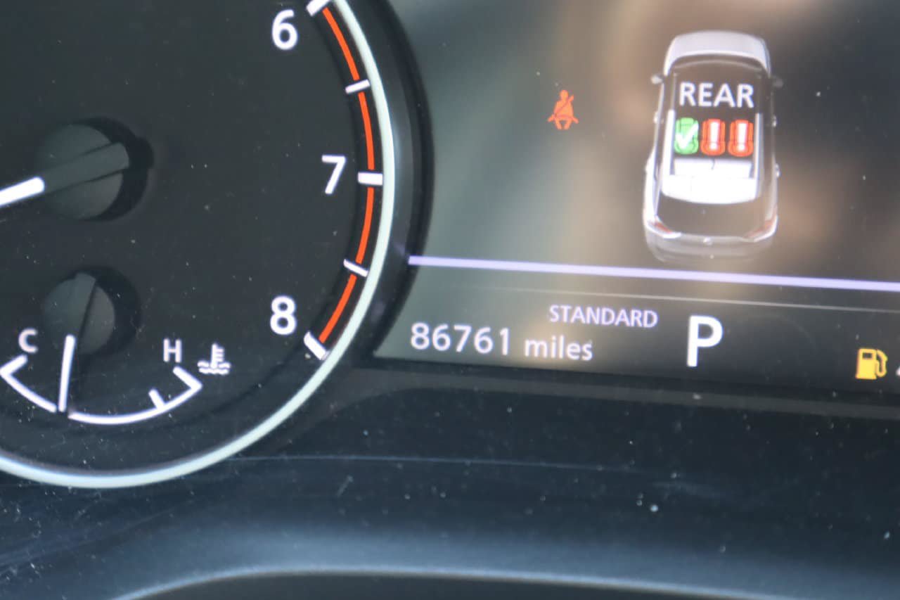 Used 2023 Nissan Rogue S FWD image 10