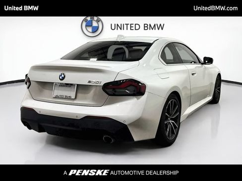 Used 2022 BMW 230i Coupe w/ Convenience Package RWD image 5