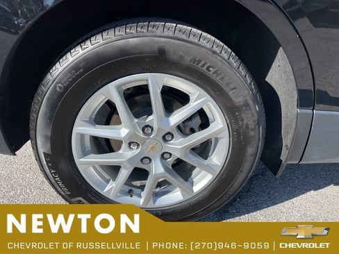 Used 2024 Chevrolet Equinox LT w/ LPO, Floor Liner Package FWD image 46