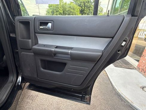 Used 2014 Ford Flex Limited w/ Equipment Group 303A AWD/4WD image 18