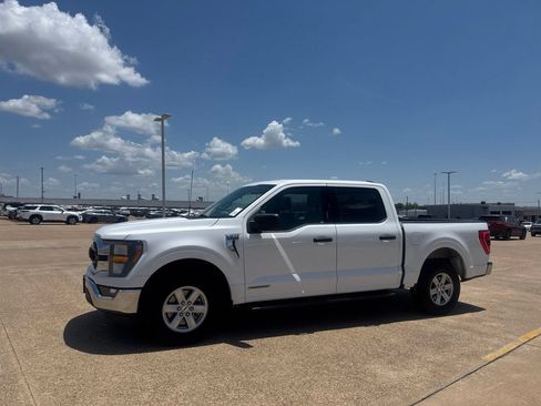 Used 2023 Ford F150 XLT w/ Equipment Group 301A Mid RWD image 11