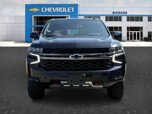 Used 2022 Chevrolet Tahoe Z71 w/ Luxury Package AWD/4WD image 7