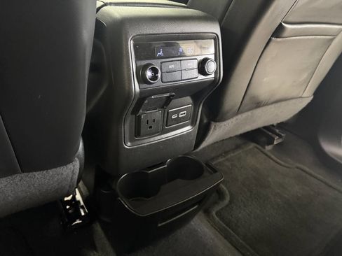 Used 2020 GMC Acadia SLT AWD/4WD image 29