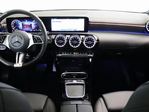 Certified 2025 Mercedes-Benz CLA 250 4MATIC image 22