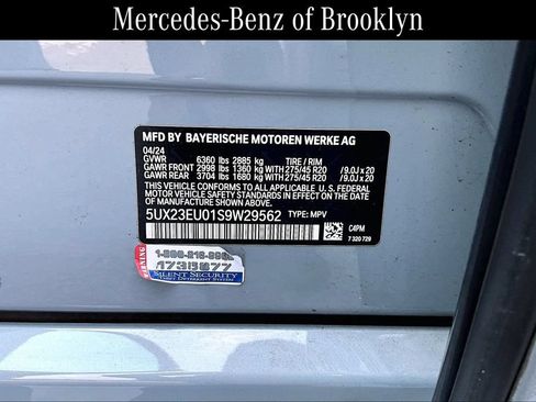 Used 2025 BMW X5 xDrive40i w/ M Sport Package AWD/4WD image 33