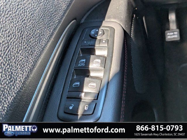 Used 2015 Dodge Durango R/T w/ Premium Nappa Leather Group RWD image 26