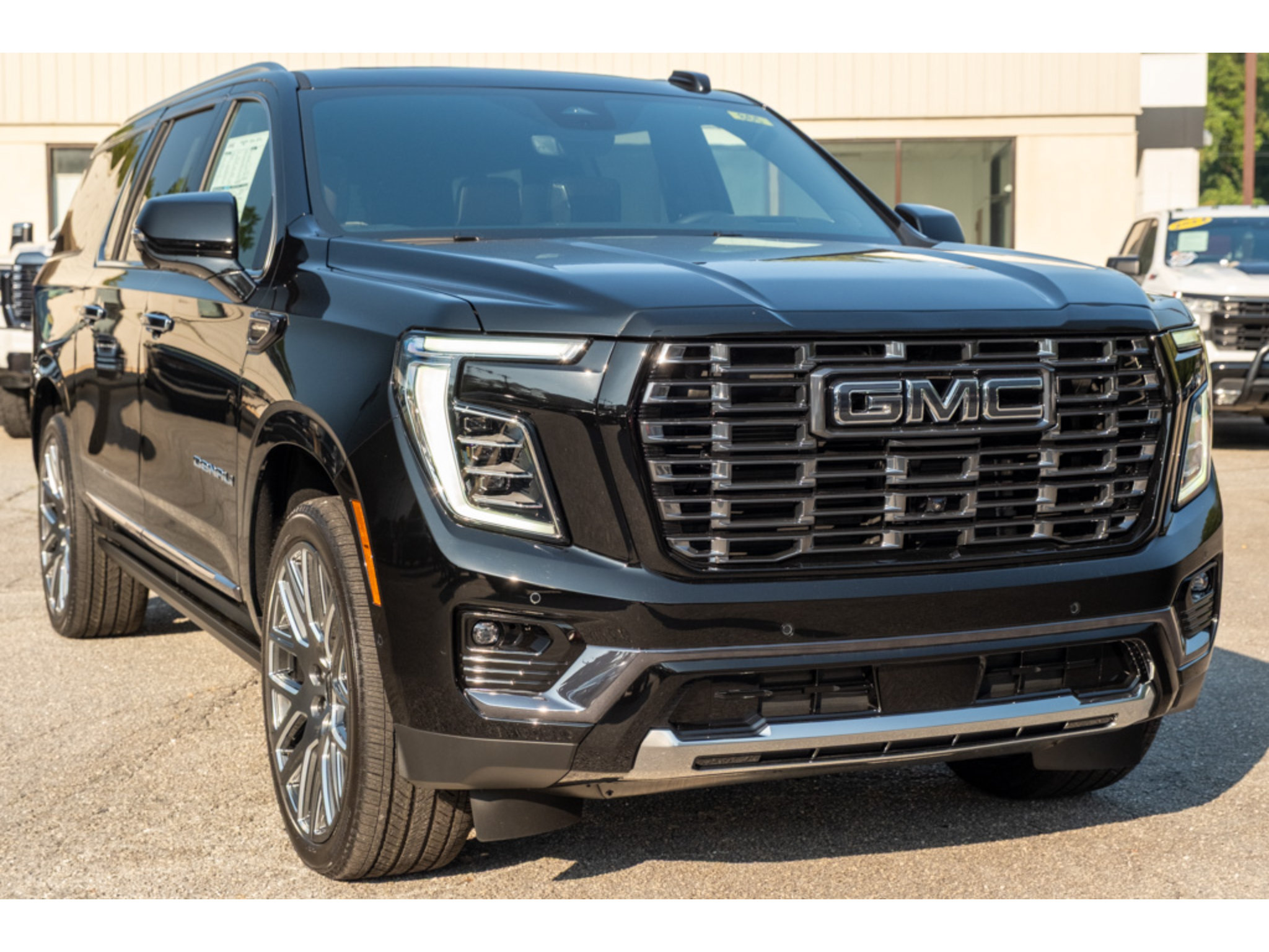 New 2026 GMC Yukon XL Denali Ultimate w/ LPO, Floor Liner Package AWD/4WD image 36