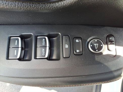 Used 2023 Honda HR-V Sport image 15