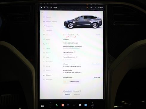 Used 2016 Tesla Model X Performance image 50