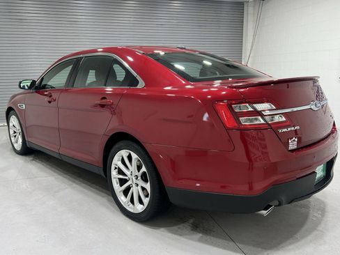 Used 2018 Ford Taurus Limited image 6