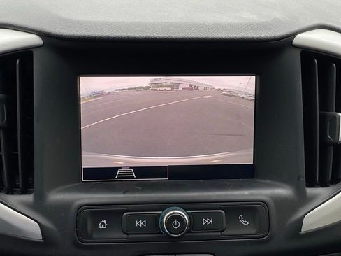 Used 2022 GMC Terrain SLE w/ Driver Convenience Package FWD image 11